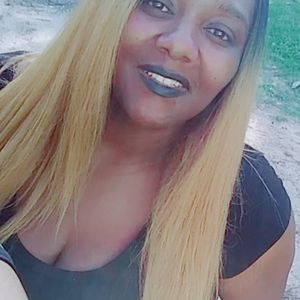 Meet your Posher, Lavette